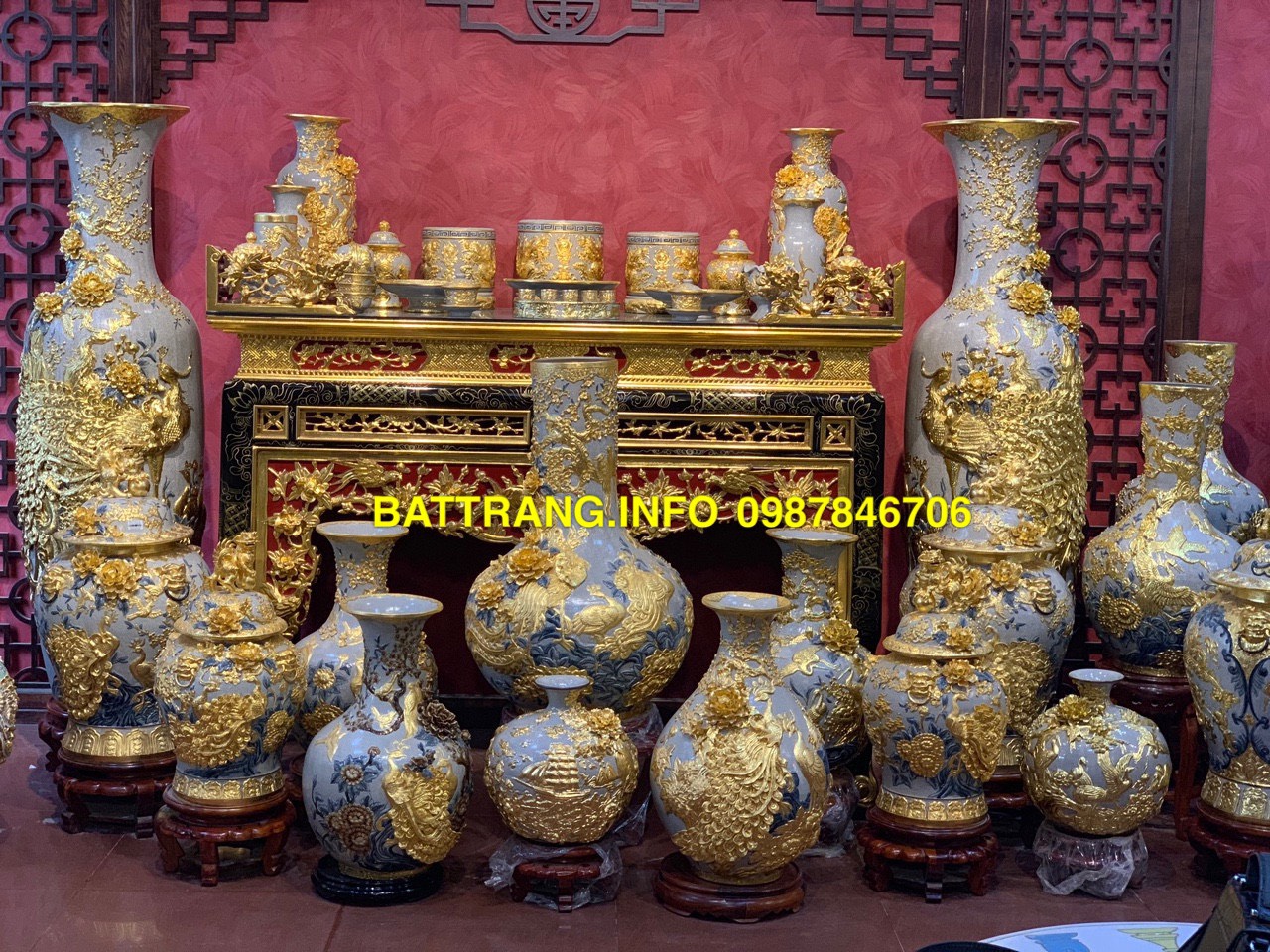Đồ thờ gốm sứ Bát Tràng